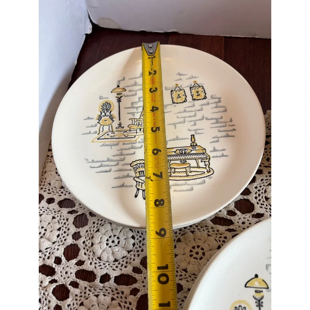 VTG 20pc Colonial Hand Decorated Dinnerware Set Made in‎ USA Mid Century 1950s